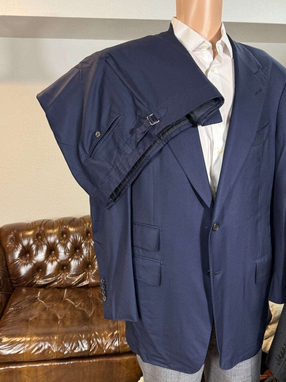 Tom Ford Navy Blue Wool 2Pc Suit Peak Lapel Windsor 56L 46L 38x30 Trousers